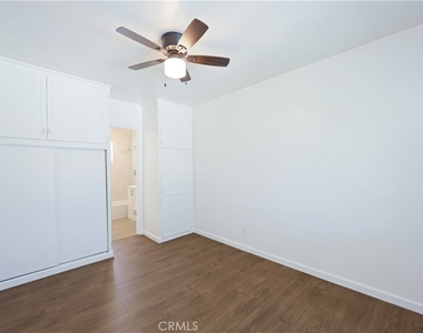 2770 Marengo - Photo Thumbnail 6
