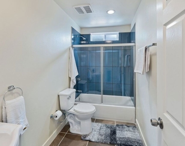 5912 S Flower Street - Photo Thumbnail 48