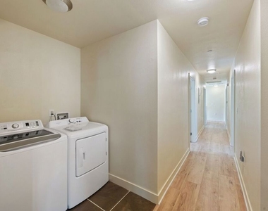 5912 S Flower Street - Photo Thumbnail 52