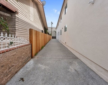 5912 S Flower Street - Photo Thumbnail 55