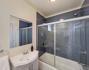 5912 S Flower Street - Photo Thumbnail 21