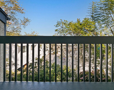 29239 Heathercliff Road - Photo Thumbnail 18