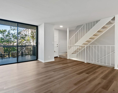 29239 Heathercliff Road - Photo Thumbnail 5