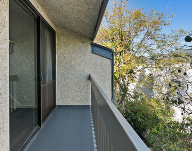 29239 Heathercliff Road - Photo Thumbnail 19