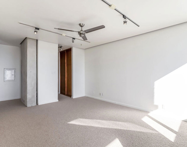 8787 Shoreham Drive - Photo Thumbnail 9