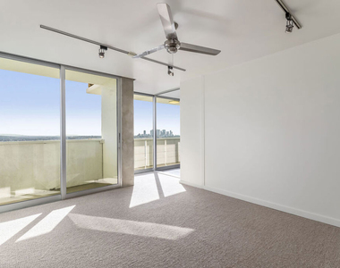 8787 Shoreham Drive - Photo Thumbnail 4