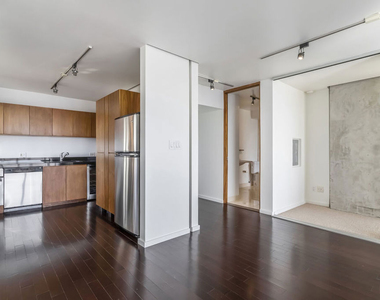 8787 Shoreham Drive - Photo Thumbnail 12