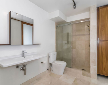 8787 Shoreham Drive - Photo Thumbnail 11