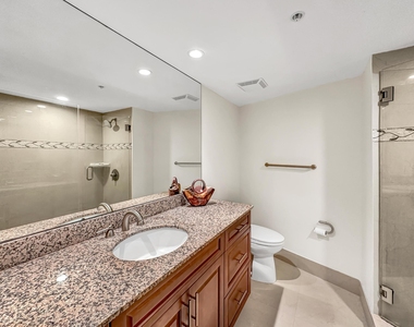 3000 N Ocean Drive - Photo Thumbnail 11
