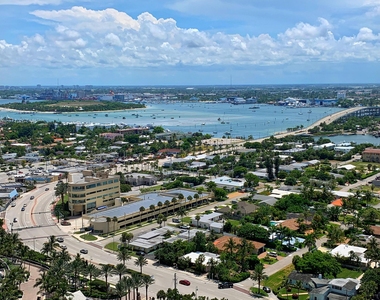 3000 N Ocean Drive - Photo Thumbnail 3