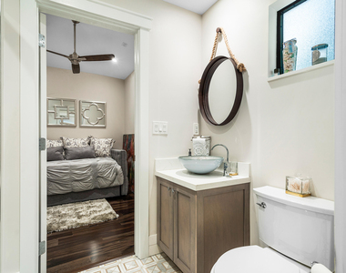 1117 Lake Drive - Photo Thumbnail 20