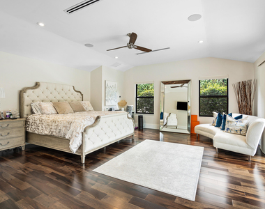 1117 Lake Drive - Photo Thumbnail 26