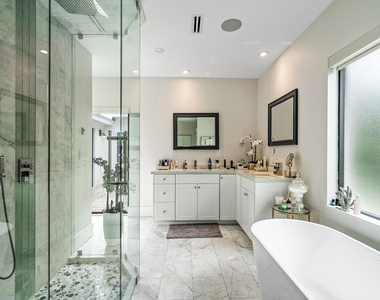 1117 Lake Drive - Photo Thumbnail 30