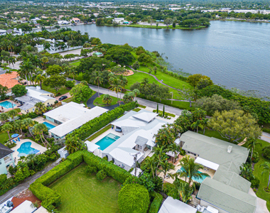 1117 Lake Drive - Photo Thumbnail 39