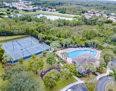 356 Se Bloxham Way - Photo Thumbnail 53