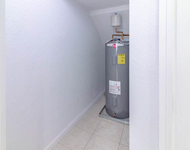 356 Se Bloxham Way - Photo Thumbnail 30