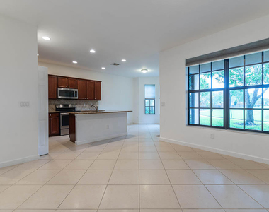 10283 Wellington Parc Drive - Photo Thumbnail 7