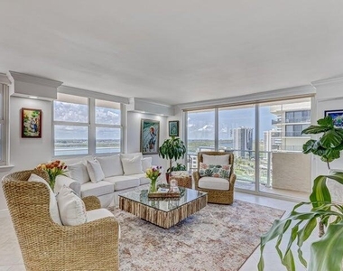 5440 N Ocean Drive - Photo Thumbnail 30