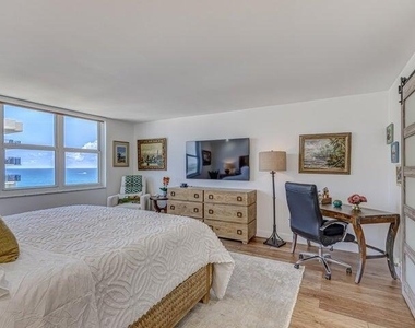 5440 N Ocean Drive - Photo Thumbnail 17