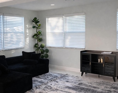 9940 Liberty Road - Photo Thumbnail 4