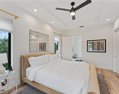 214 28th Street - Photo Thumbnail 34