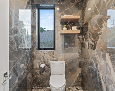214 28th Street - Photo Thumbnail 40