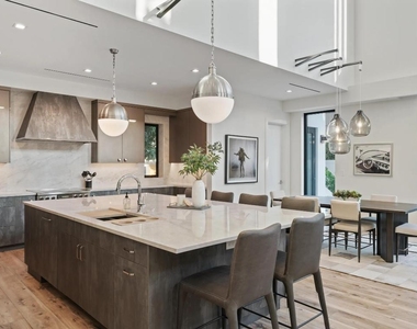 214 28th Street - Photo Thumbnail 12