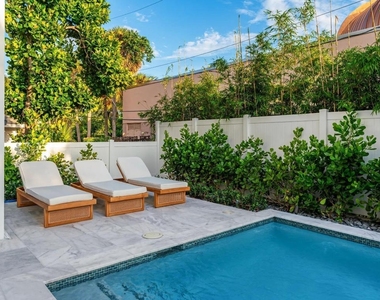 214 28th Street - Photo Thumbnail 53
