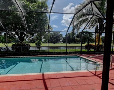 19356 Cherry Hills Terrace - Photo Thumbnail 17