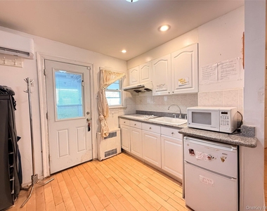 24580 61st Avenue - Photo Thumbnail 10