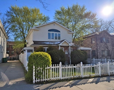 24580 61st Avenue - Photo Thumbnail 12