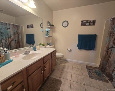 105 N Montgomery Street - Photo Thumbnail 13