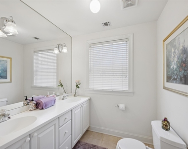 126 Malloy Drive - Photo Thumbnail 35
