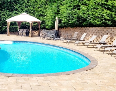 126 Malloy Drive - Photo Thumbnail 44