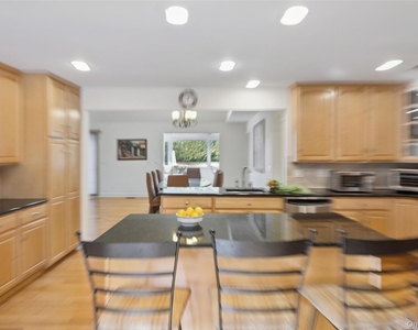 126 Malloy Drive - Photo Thumbnail 15