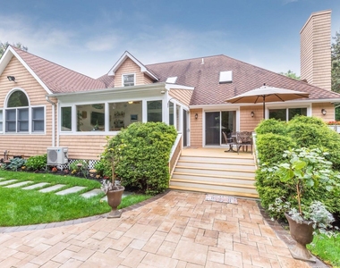 126 Malloy Drive - Photo Thumbnail 47