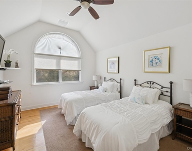 126 Malloy Drive - Photo Thumbnail 39