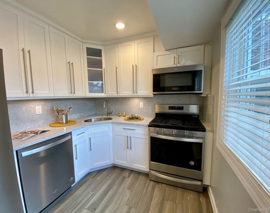 305 Terrace Road - Photo Thumbnail 3