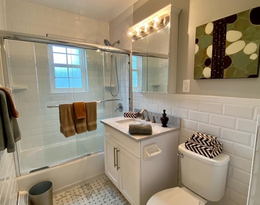 305 Terrace Road - Photo Thumbnail 9