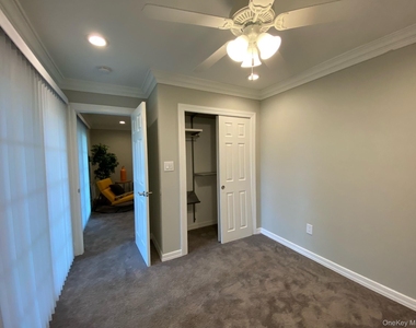 305 Terrace Road - Photo Thumbnail 10