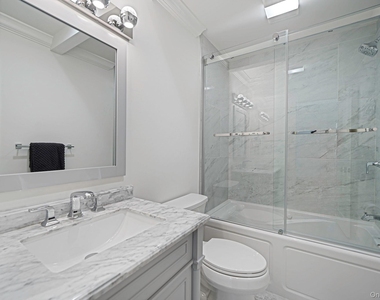 19 Pine Tree Lane - Photo Thumbnail 20