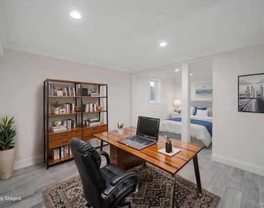 19 Pine Tree Lane - Photo Thumbnail 26