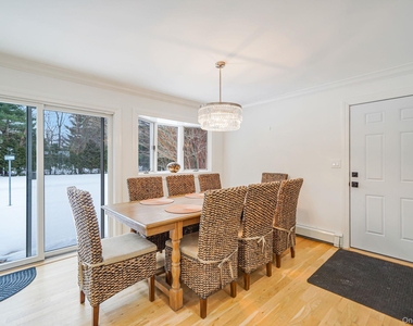 19 Pine Tree Lane - Photo Thumbnail 15