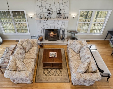 8 Duckwood Lane - Photo Thumbnail 9