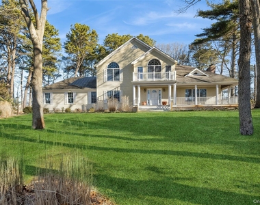 8 Duckwood Lane - Photo Thumbnail 2