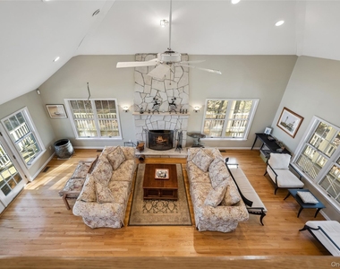8 Duckwood Lane - Photo Thumbnail 8