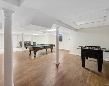 8 Duckwood Lane - Photo Thumbnail 25