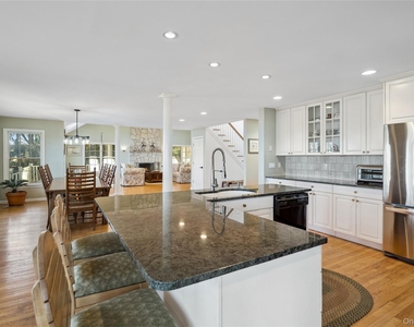 8 Duckwood Lane - Photo Thumbnail 14