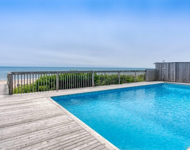 40 Dune Road - Photo Thumbnail 15