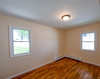 69 Allan Drive - Photo Thumbnail 11